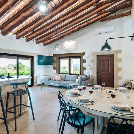 Recluso: Luxurious Mountain Retreat With Heated Pool * Malaxa